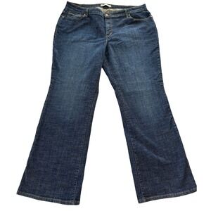 Levis Women 22 M Bootcut 580 Jeans Dark Wash Embellished Pocket detail 30 Inseam